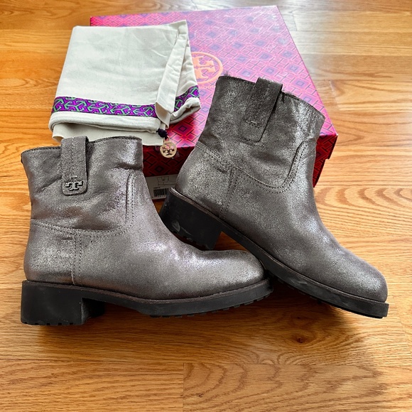 Tory Burch Wayland Short Boot (8) - Picture 2 of 16